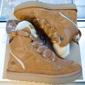 UGG Highmel Tan Boots Women’s size 11 / Men’s size 9